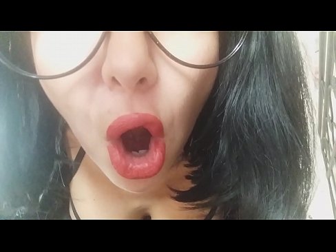 ❤️ Heval, dêya te îro nahêle tu biçî dibistanê... Pir hewcedariya min bi te heye... ❤️ Super porno li me