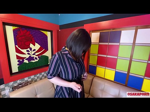 ❤️ Keçika japonî ya bi çîtikên mezin bi lîstokên seksê masturbasyonê dike û orgazmê dike. Ew di hevpeyivînekê de behsa serpêhatiya xwe ya gêj dike. Pîskên mezin û pisîkên porî bi dengekî bilind nalîn. Osakaporn ❤️ Super porno li me